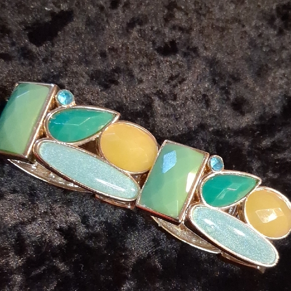 Liz Claiborne Green and Yellow Gemstone Bracelet - Picture 2 of 7